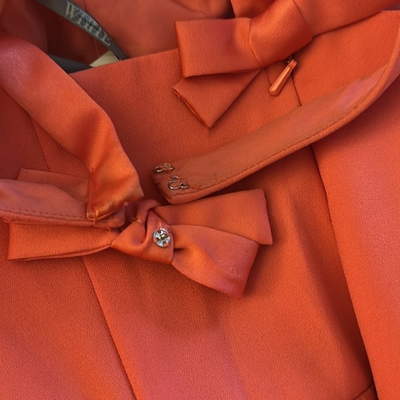 Vera Wang White Halter V-Neck Dress w/Sash Sunset Sz 10 NWT Bows Bridesmaid Chic - Picture 9 of 11